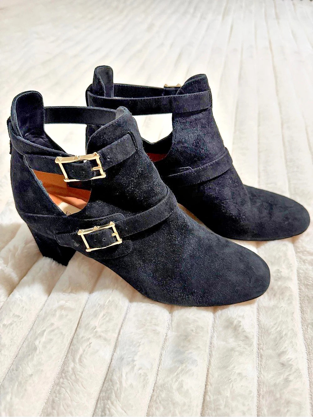 Valentino Ankle Strap Heels in Black EU 371⁄2
